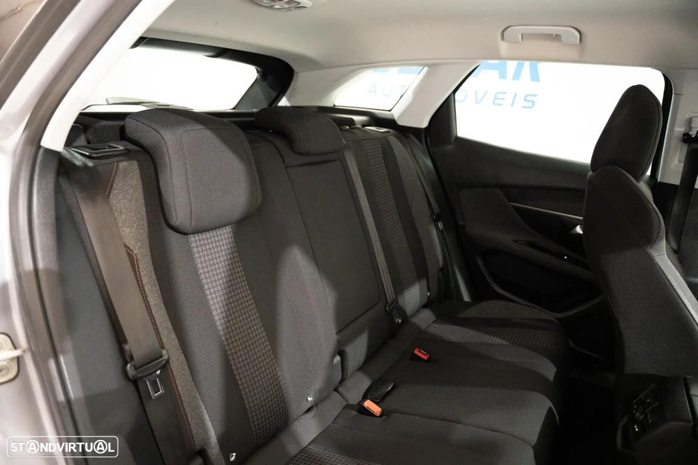 Peugeot 3008 1.6 BlueHDi Active - 25