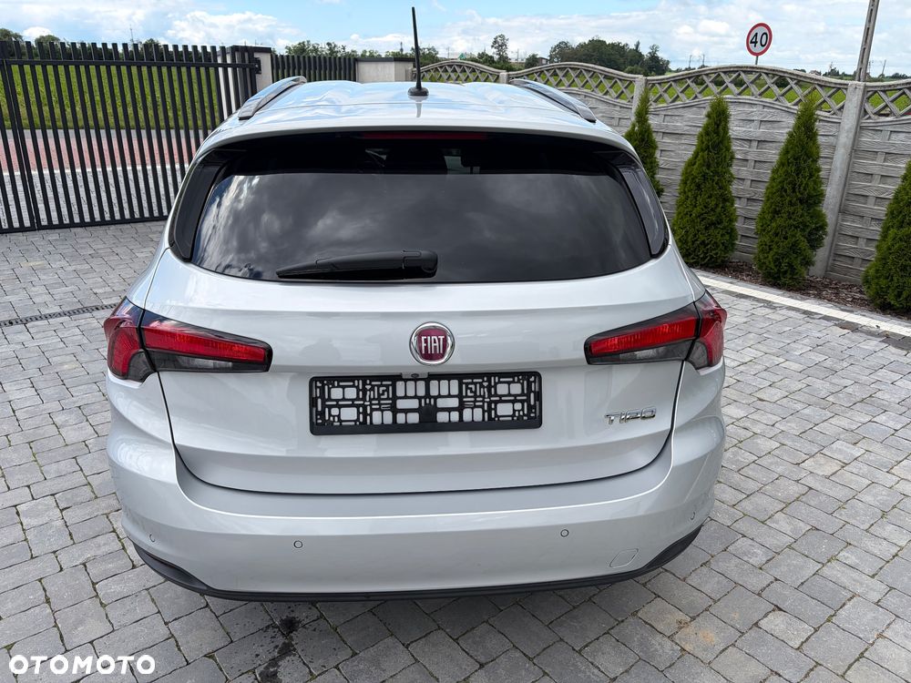 Fiat Tipo 1.4 T-Jet 16v Lounge - 11