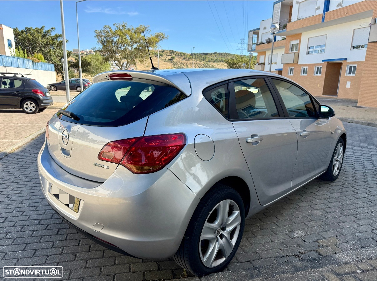 Opel Astra 1.3 CDTi Enjoy EcoFLEX - 6