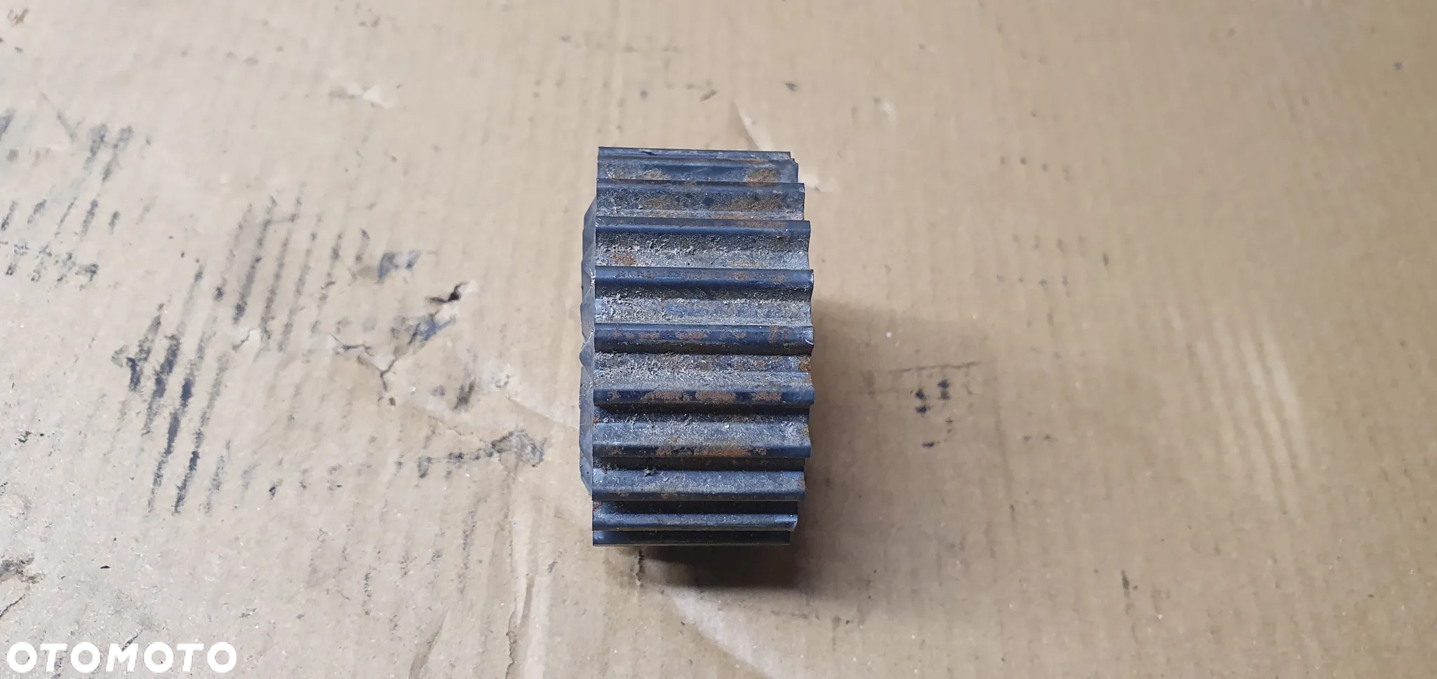 Koło zębate rozrządu VW UP 1.0 CHY 04C105263A - 3