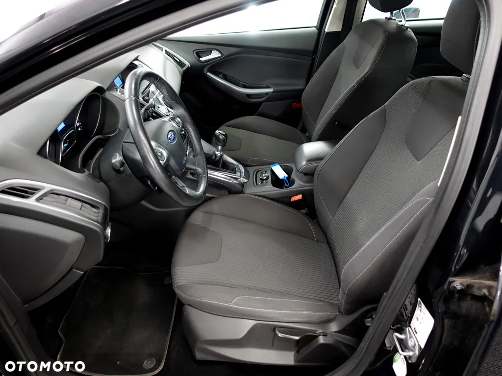 Ford Focus 1.6 EcoBoost Titanium - 8