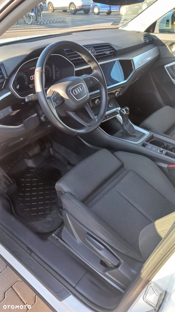 Audi Q3 35 TFSI S tronic - 23
