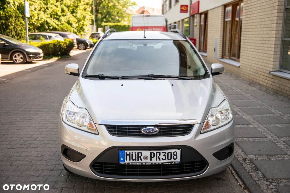 Ford Focus 1.6 16V Style - 10