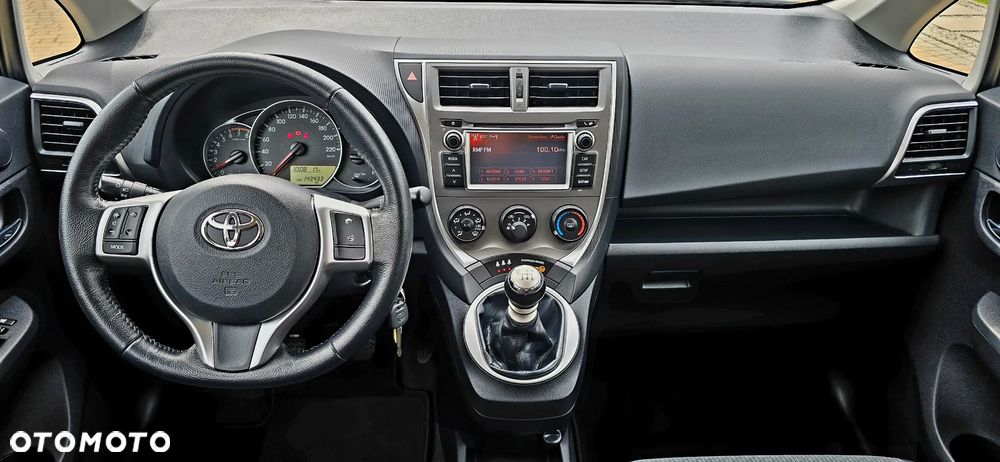 Toyota Verso S - 21
