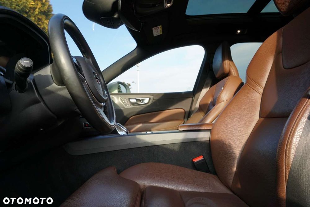 Volvo XC 60 - 10