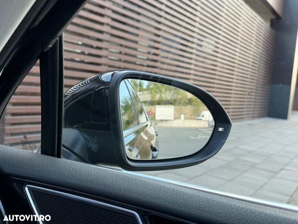 Volkswagen Passat 2.0 TDI SCR DSG Business - 32