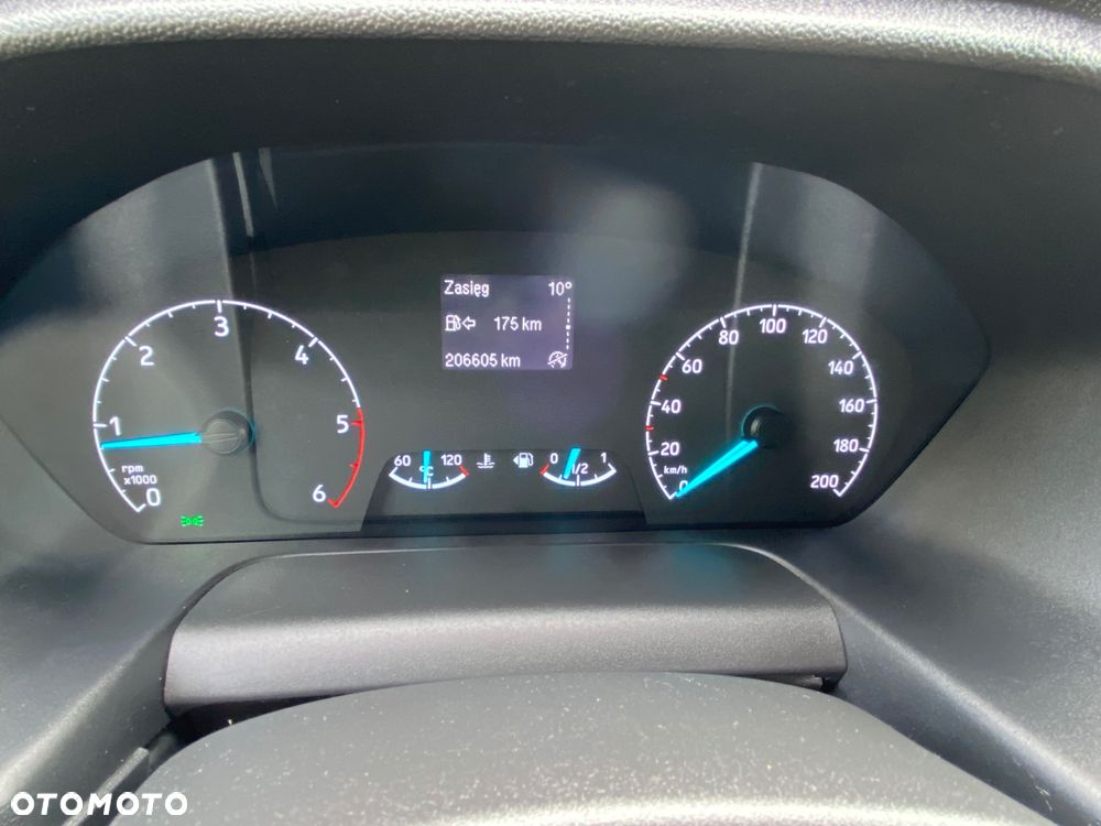 Ford TRANSIT CUSTOM - 24