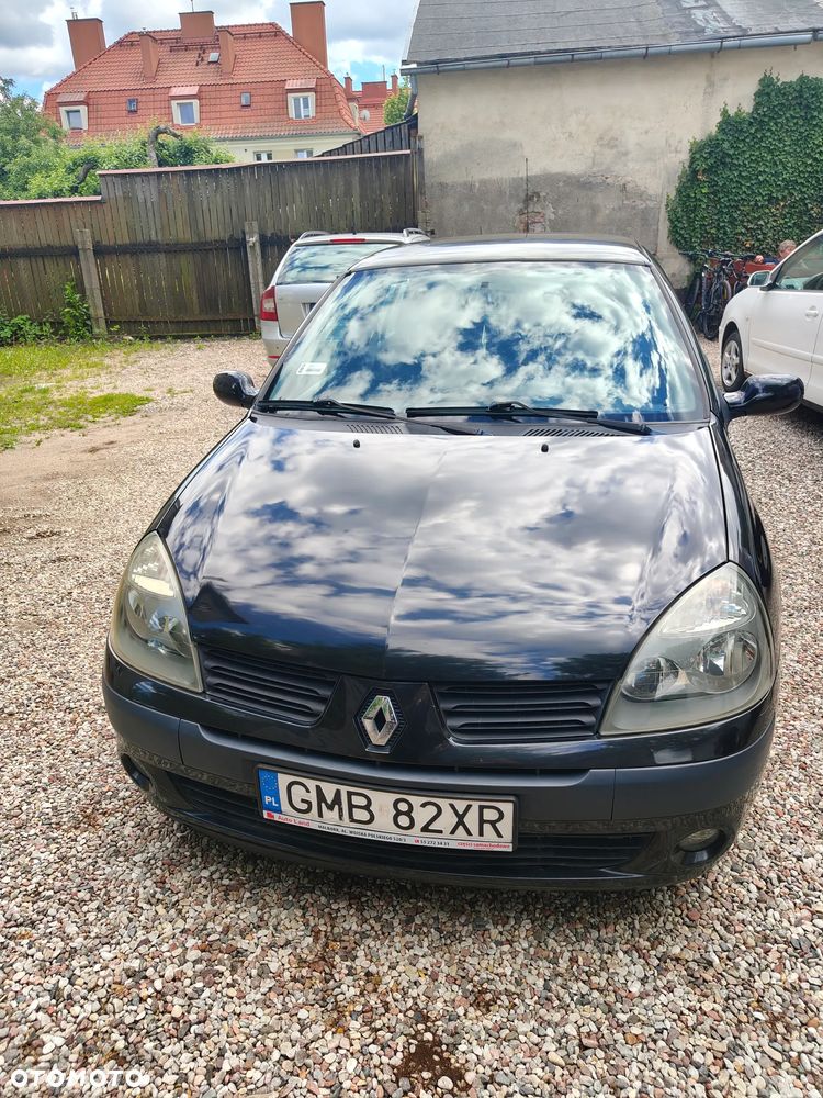 Renault Clio - 2