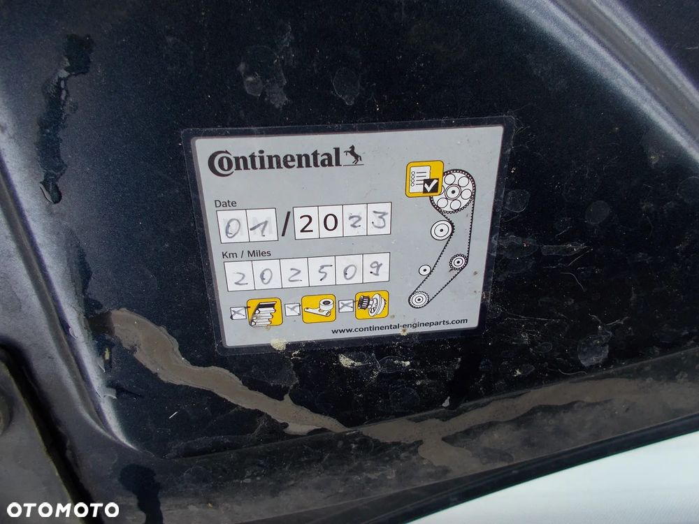 Volkswagen Passat 2.0 TDI DSG BlueMotion Technology Comfortline - 25