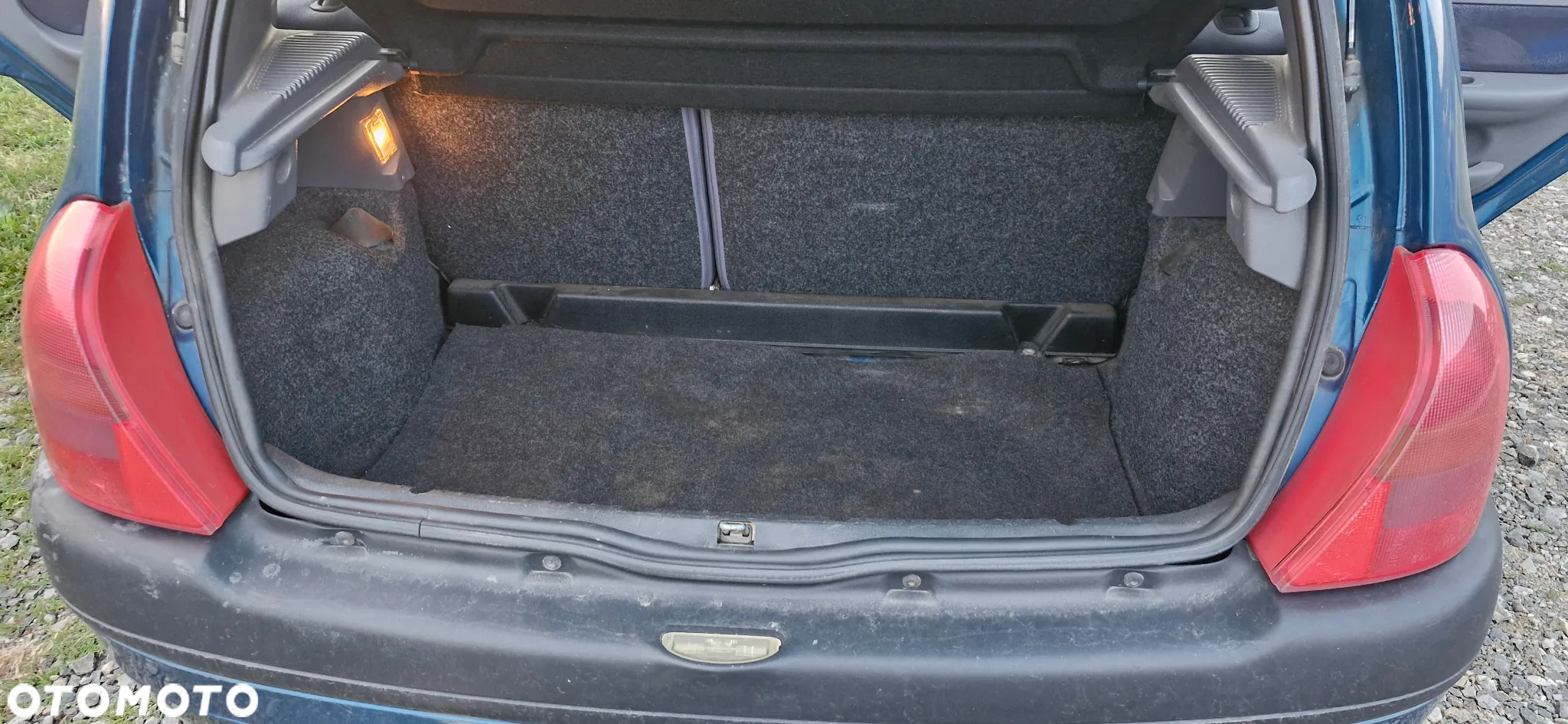 Renault Clio 1.2 Campus Authentique - 4