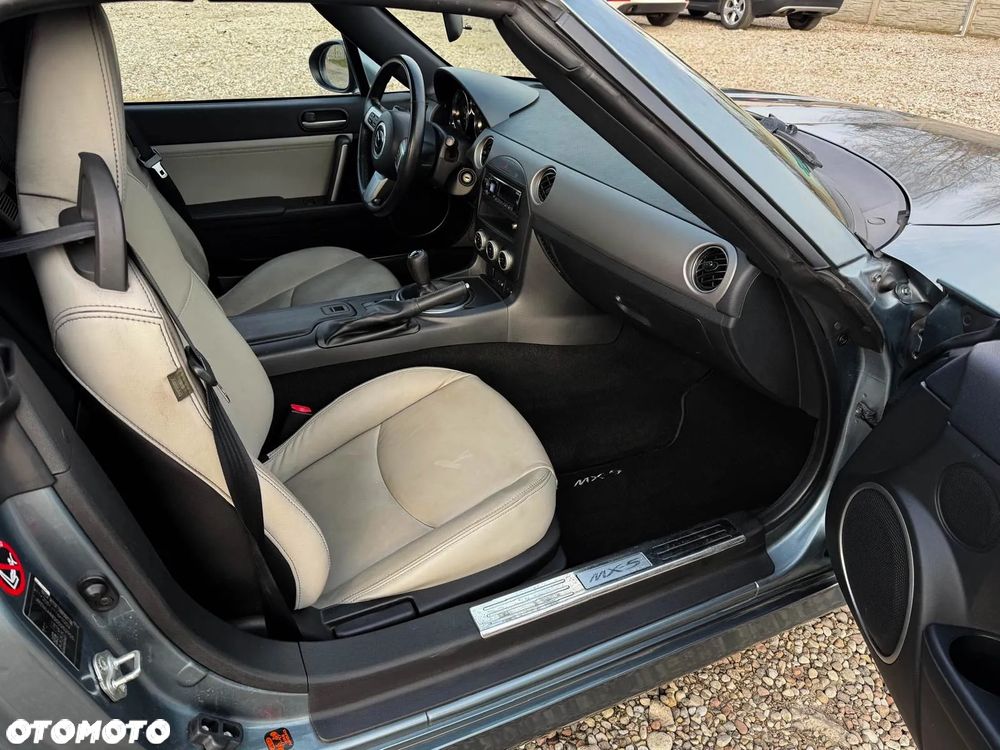 Mazda MX-5 - 25