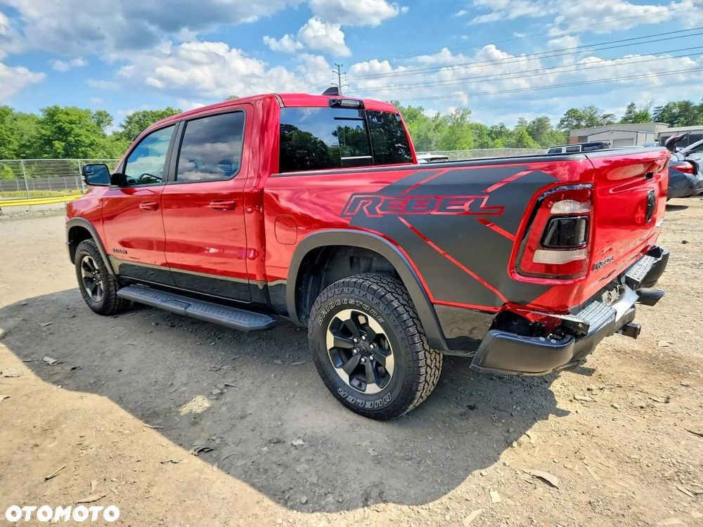 Dodge RAM 5.7 4x4 - 2