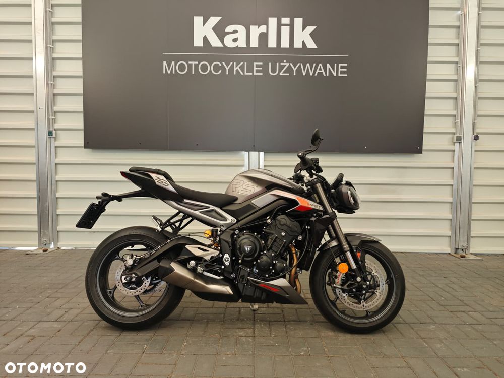 Triumph Street Triple - 2