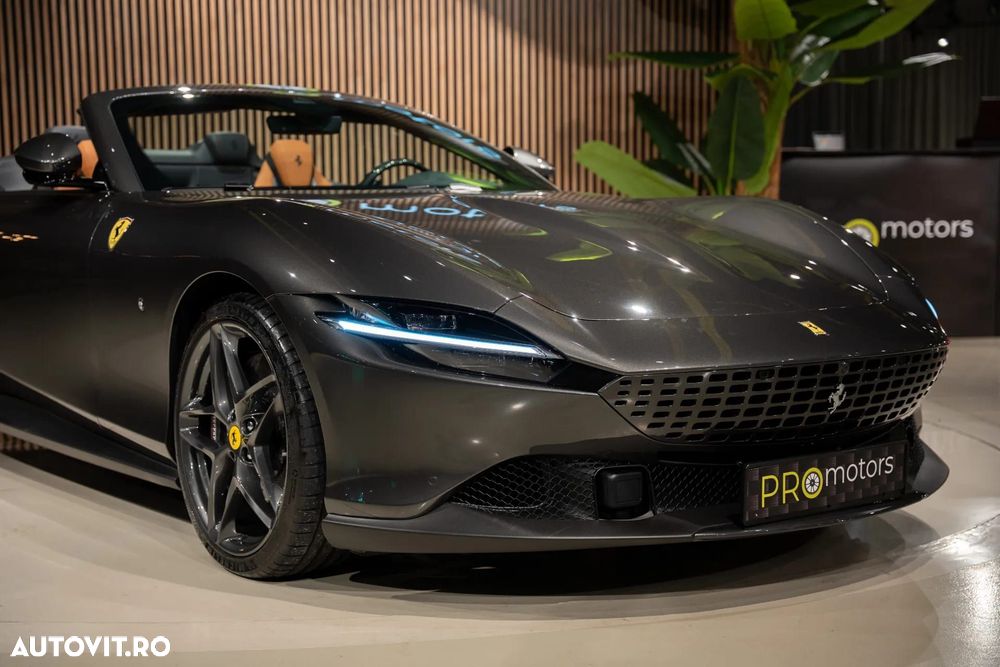 Ferrari Roma - 12