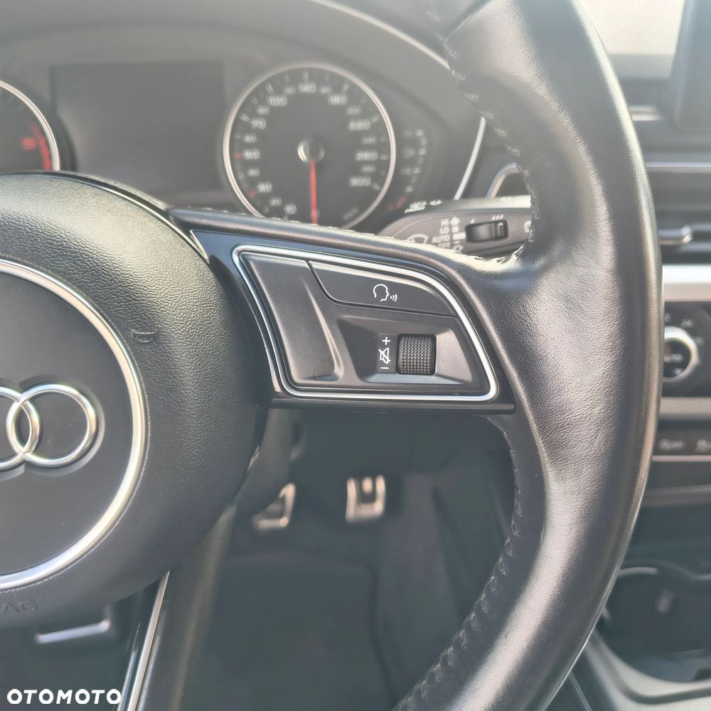 Audi A4 Avant 2.0 TDI Design - 29