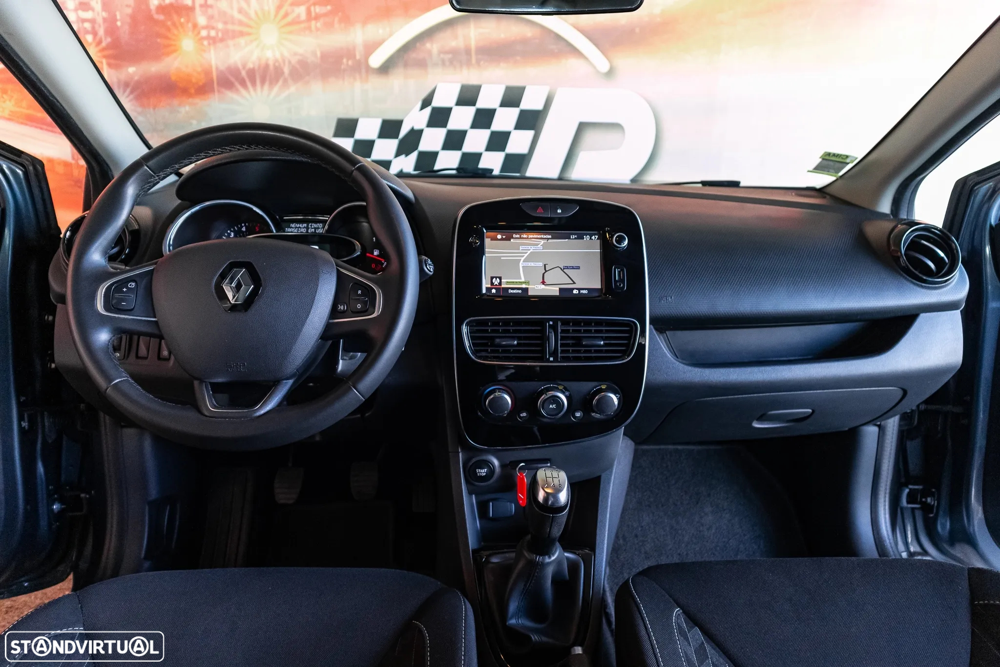 Renault Clio 1.5 dCi Limited - 10