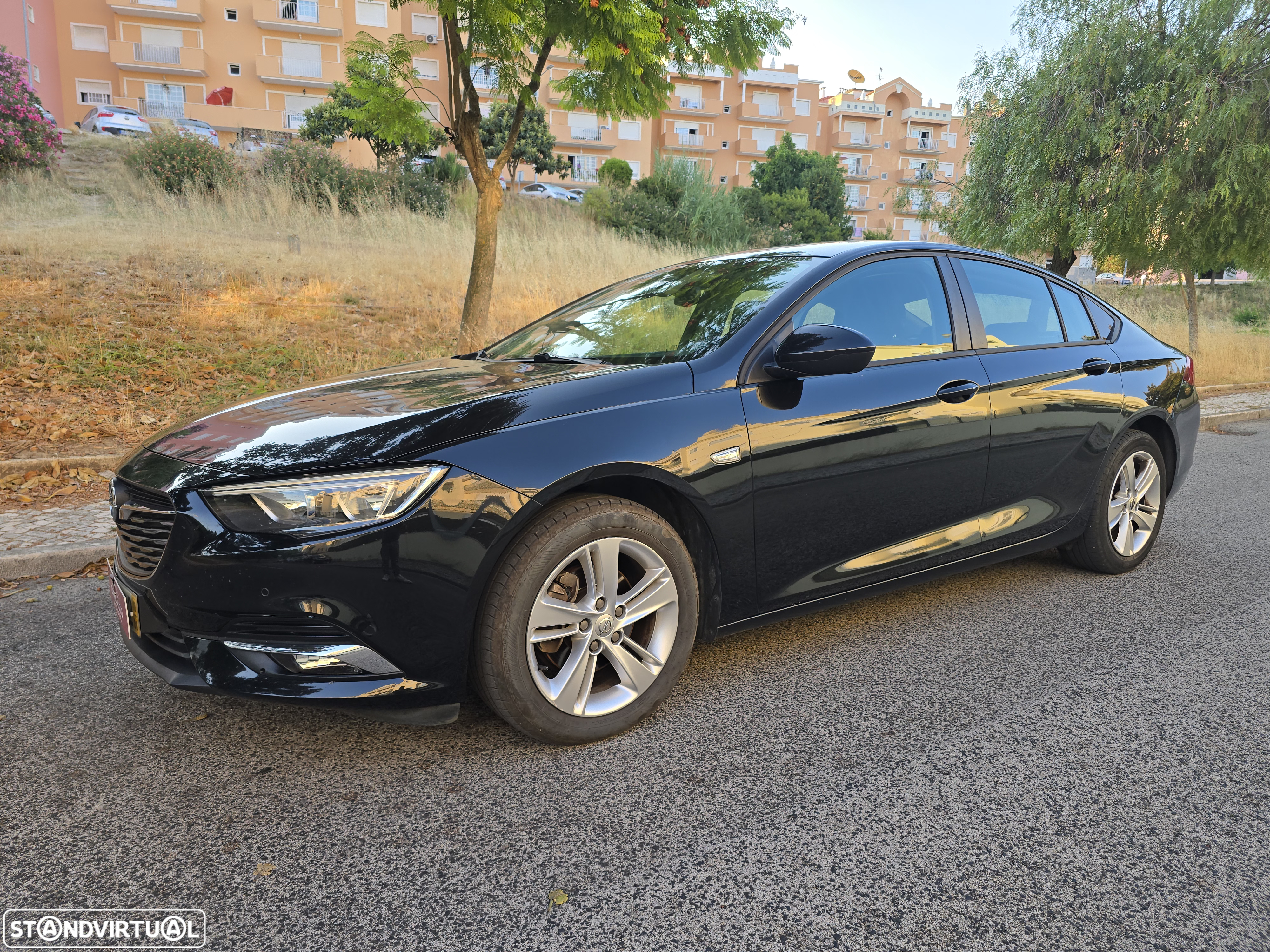 Opel Insignia Grand Sport 1.6 CDTi Innovation - 2