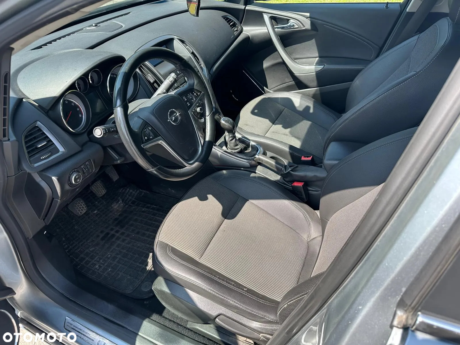 Opel Astra 1.4 Turbo Cosmo - 15
