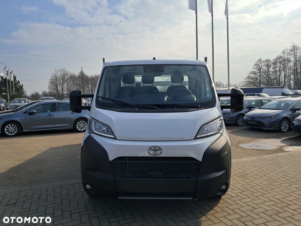 Toyota PROACE MAX Skrzynia 4200x2200 mm - 2