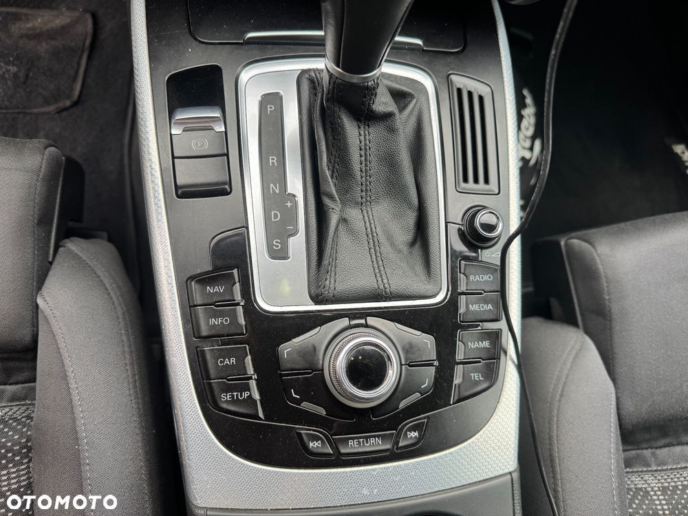 Audi A4 Avant 1.8T Multitronic - 24