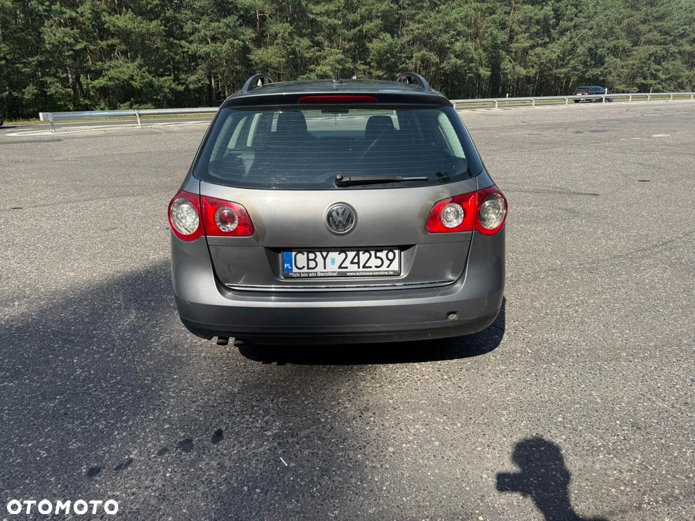 Volkswagen Passat 1.9 TDI Comfortline - 3
