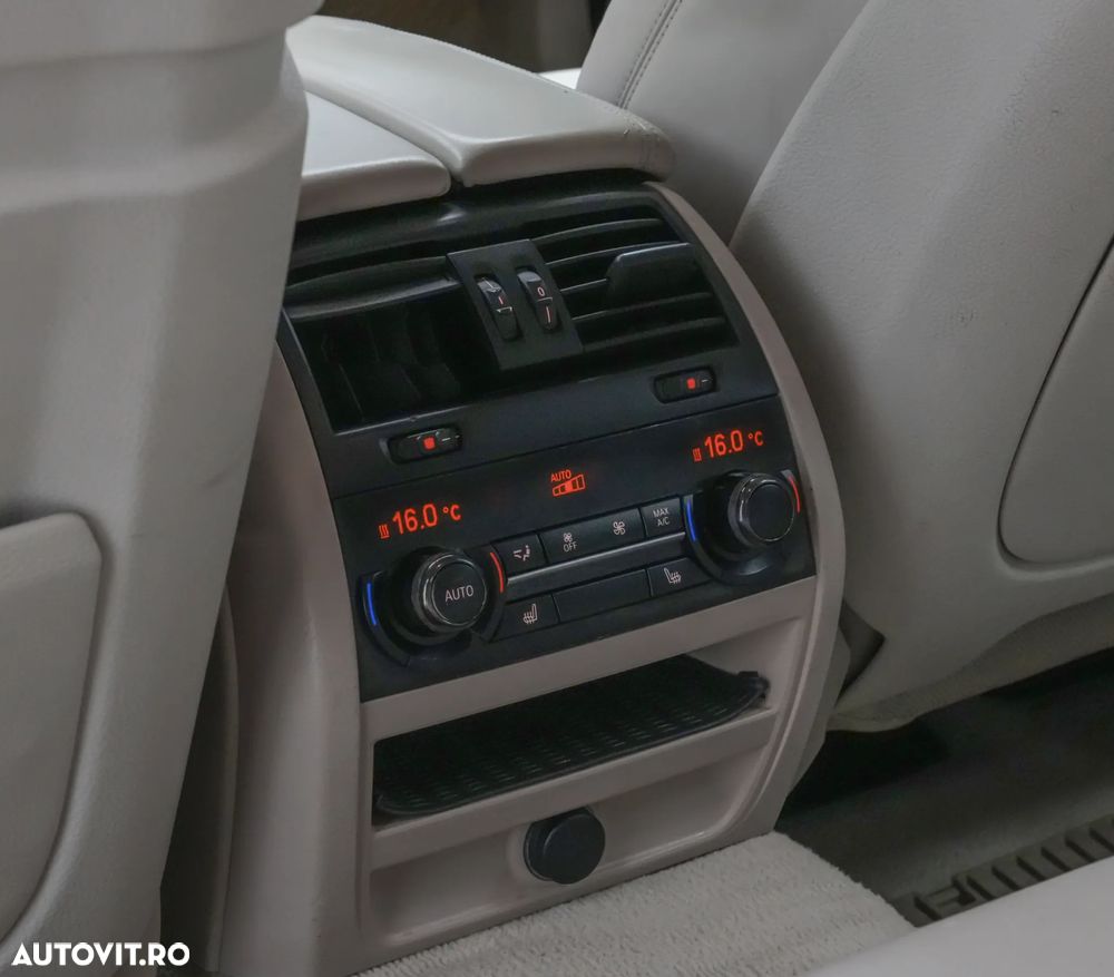 BMW Seria 5 535d xDrive AT - 25