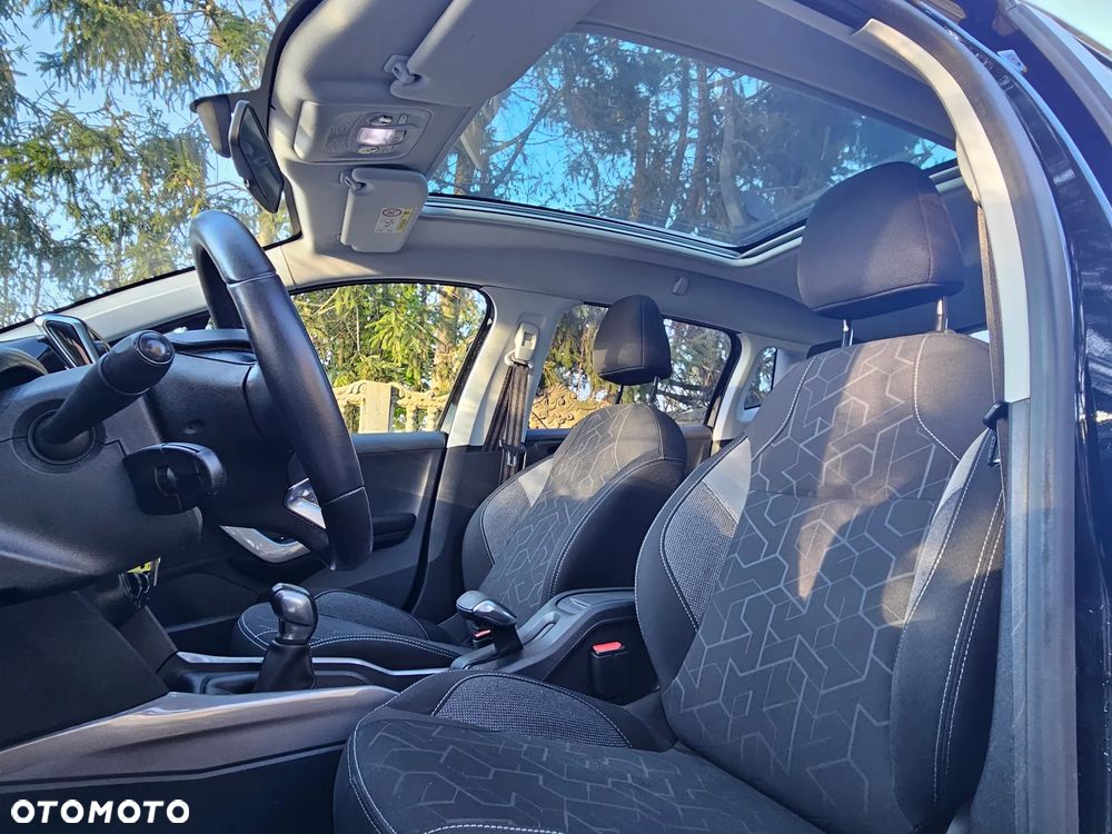 Peugeot 2008 1.6 BlueHDi Style - 15