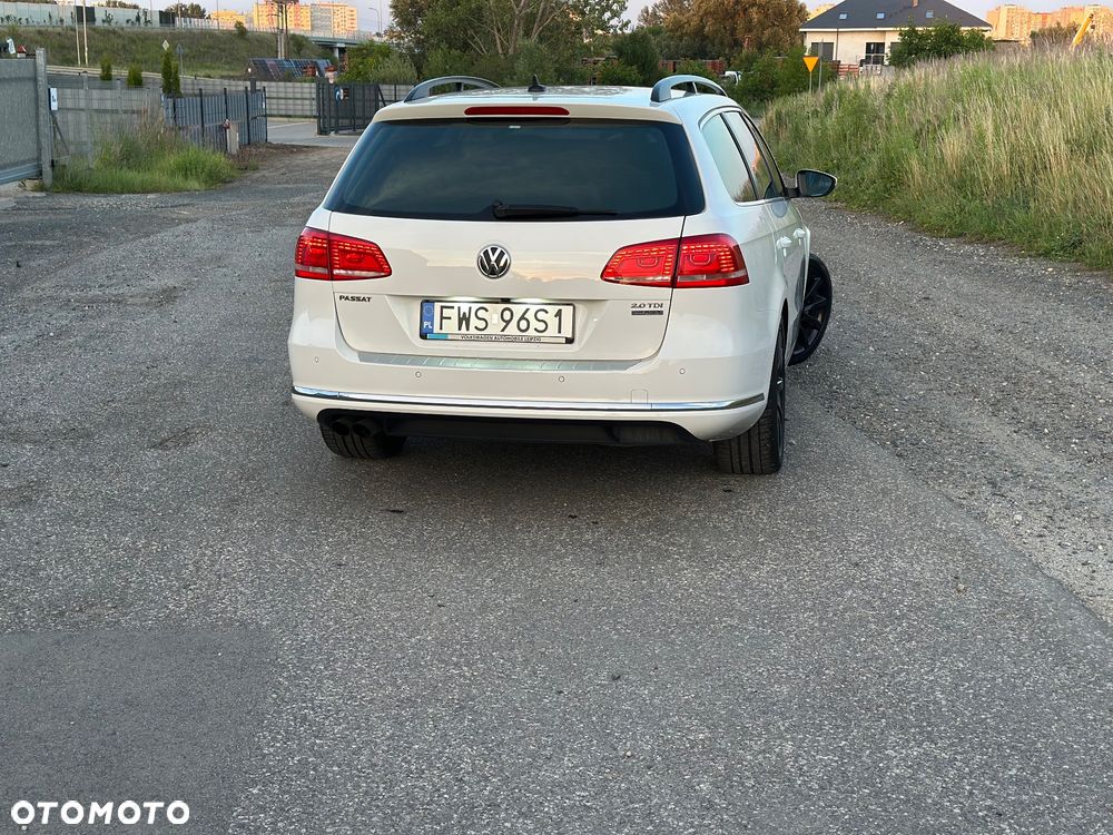 Volkswagen Passat 2.0 TDI DPF Comfortline DSG - 2