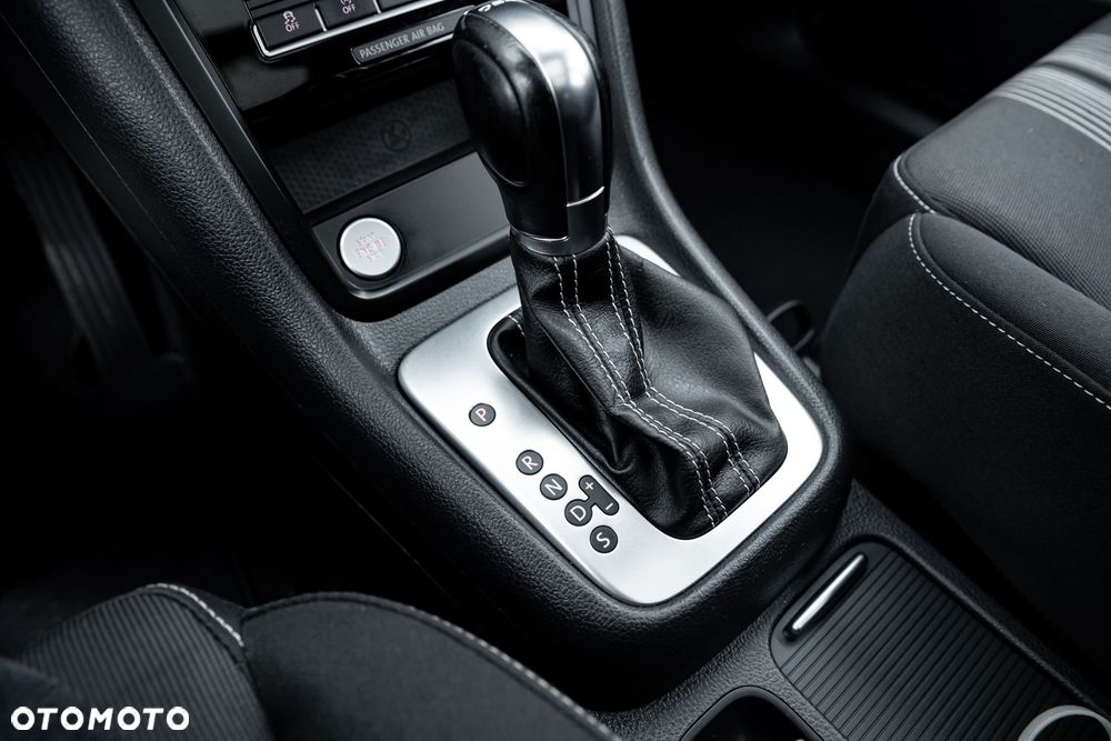 Volkswagen Sharan 2.0 TDI DSG Blue Motion Match - 35