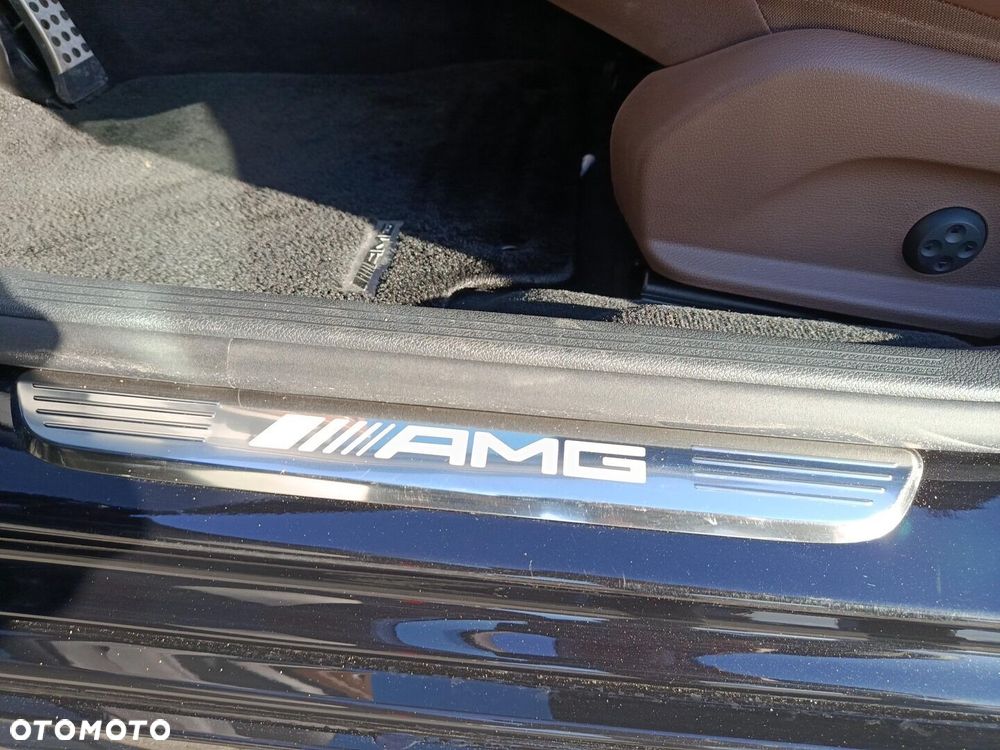 Mercedes-Benz Klasa E 43 AMG 4-Matic - 28