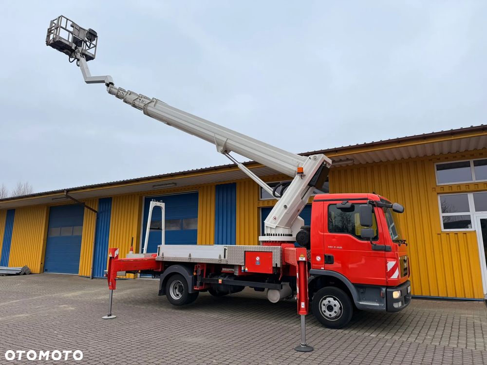 Ruthmann T330 (33m w bok 21,2m)Mercedes Atego, MAN TGL7.150 - 21
