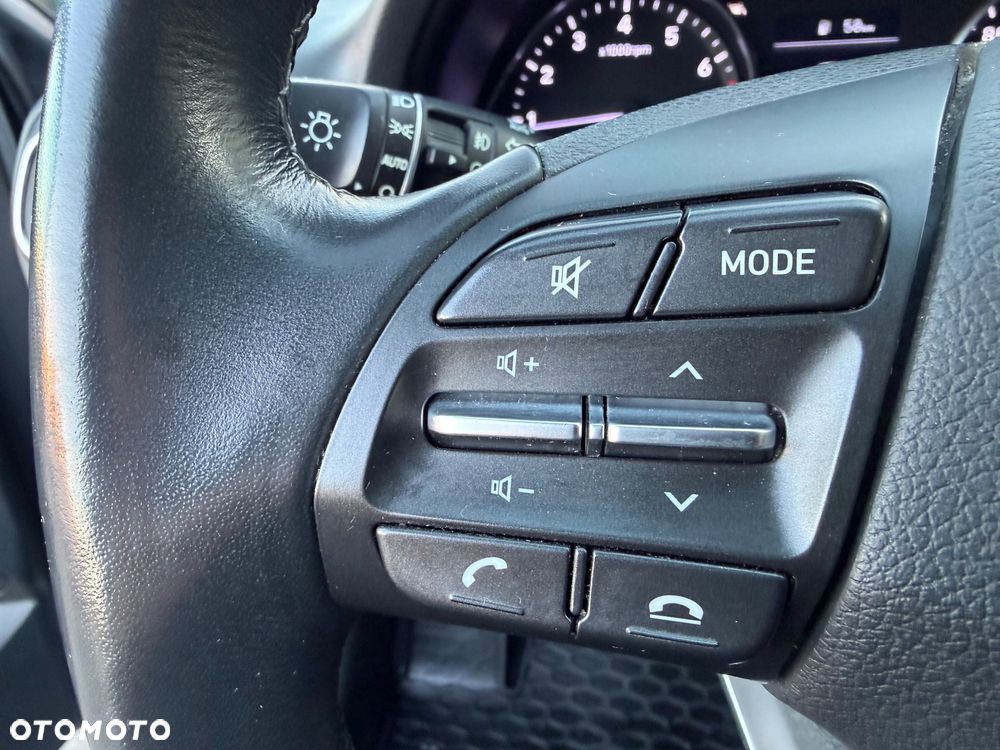 Hyundai i30 1.5 DPI Classic + - 15