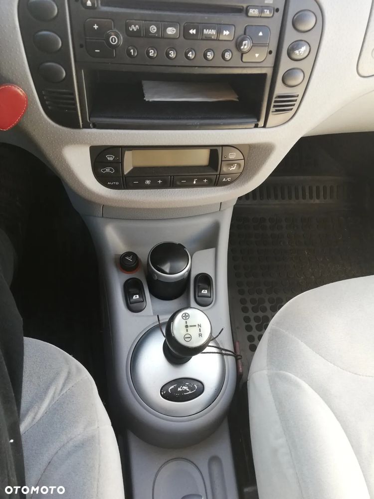 Citroën C3 e-HDi 70 EGS Tendance - 4