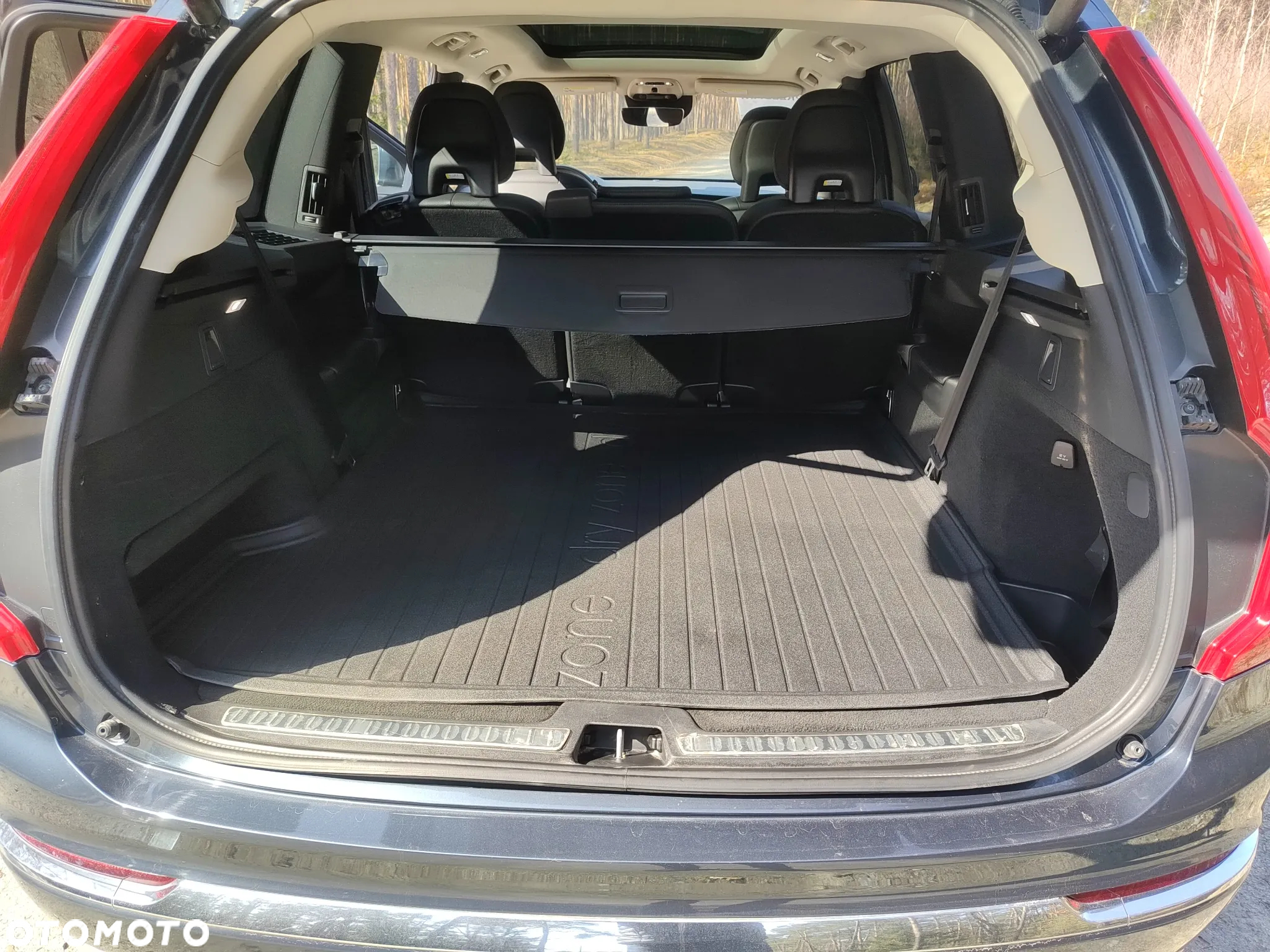 Volvo XC 90 T6 AWD Momentum 7os - 33