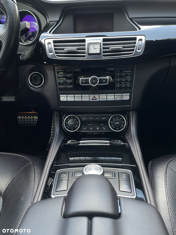 Mercedes-Benz CLS 350 CDI 4-Matic BlueEff - 16