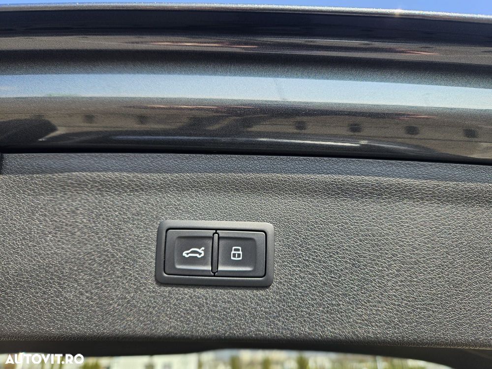 Audi Q3 2.0 TDI Quattro S tronic design - 6