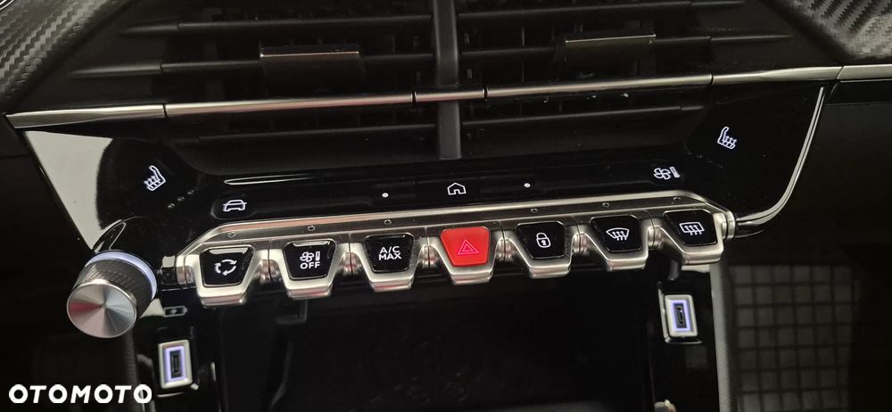 Peugeot 2008 PureTech 130 Allure S&S EAT8 - 19