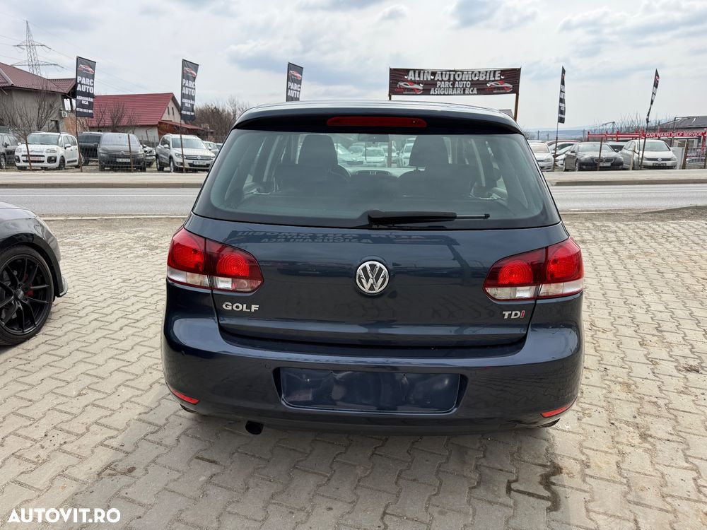 Volkswagen Golf 1.6 TDI BlueMotion Technology DSG Comfortline - 12