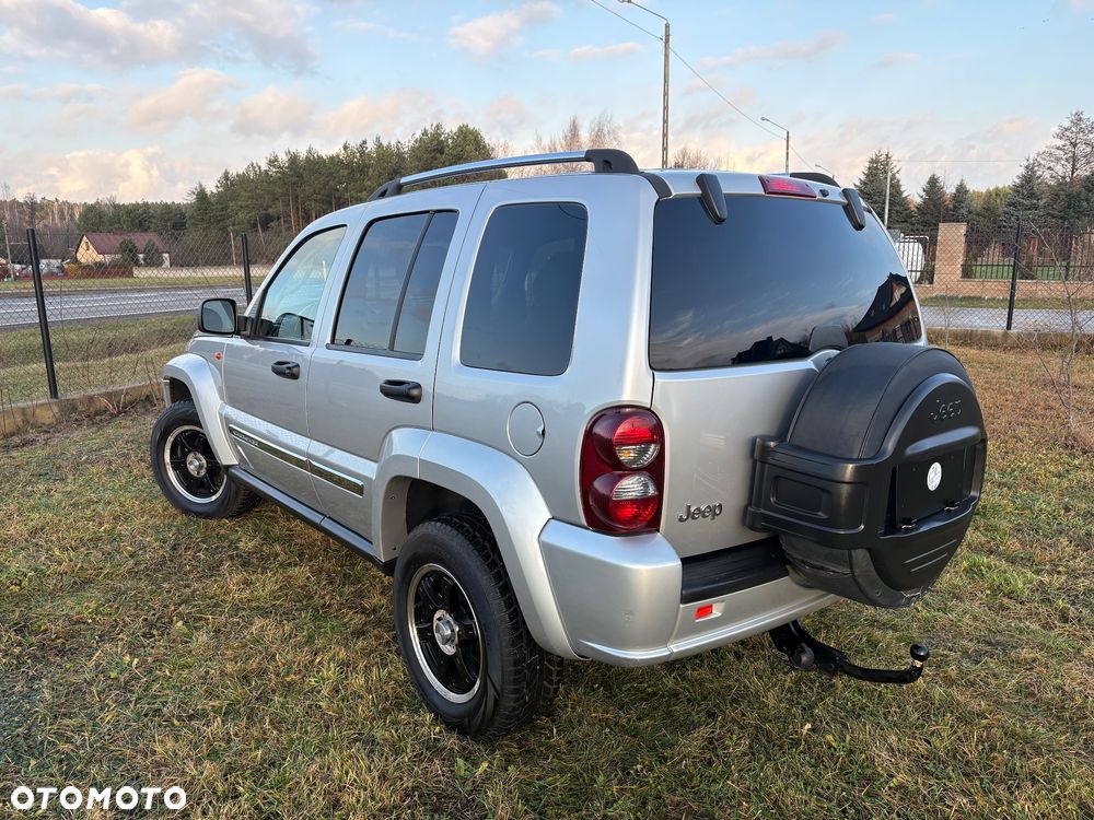 Jeep Cherokee 2.8 CRD Limited - 17