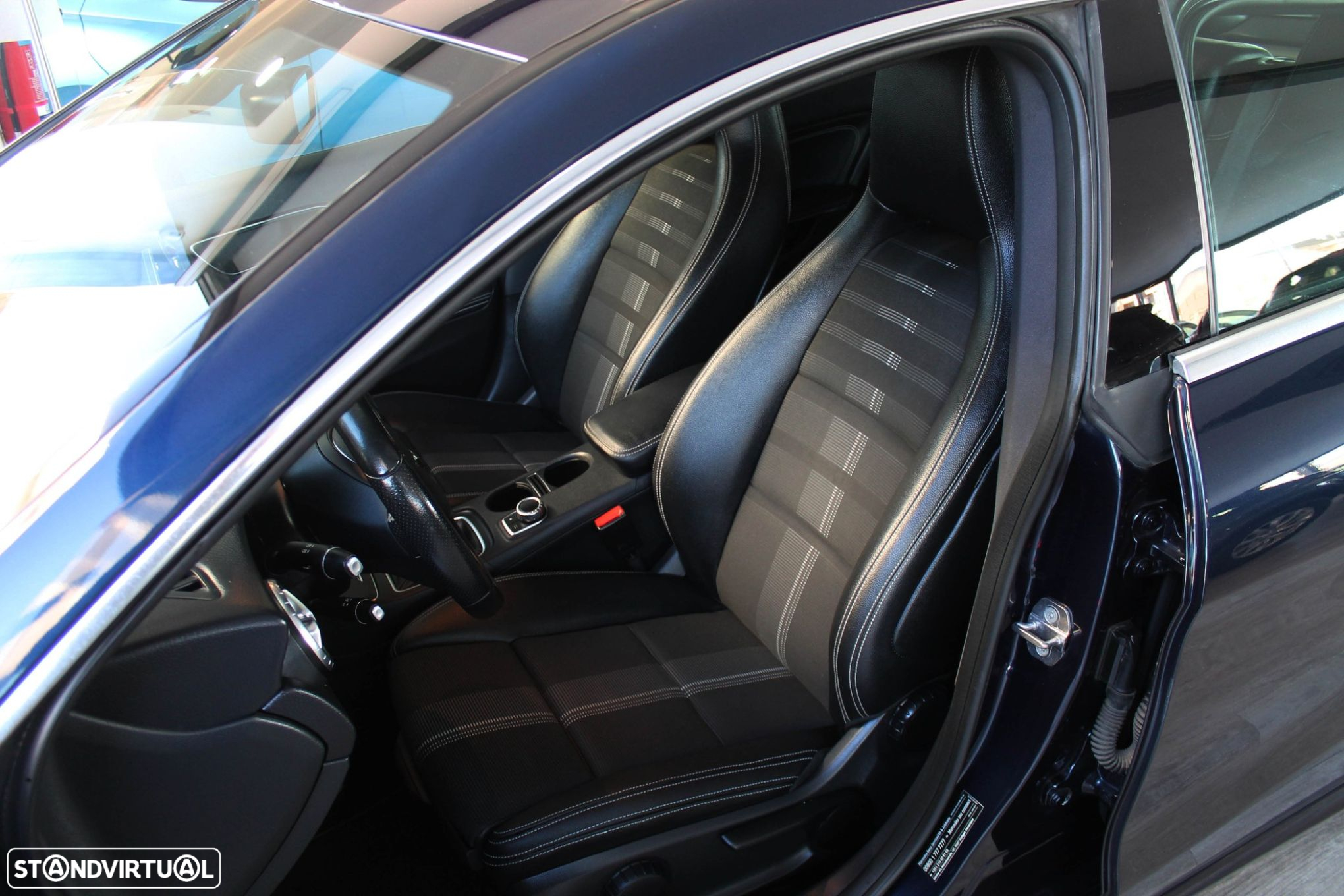 Mercedes-Benz CLA 180 d Shooting Brake Urban - 13