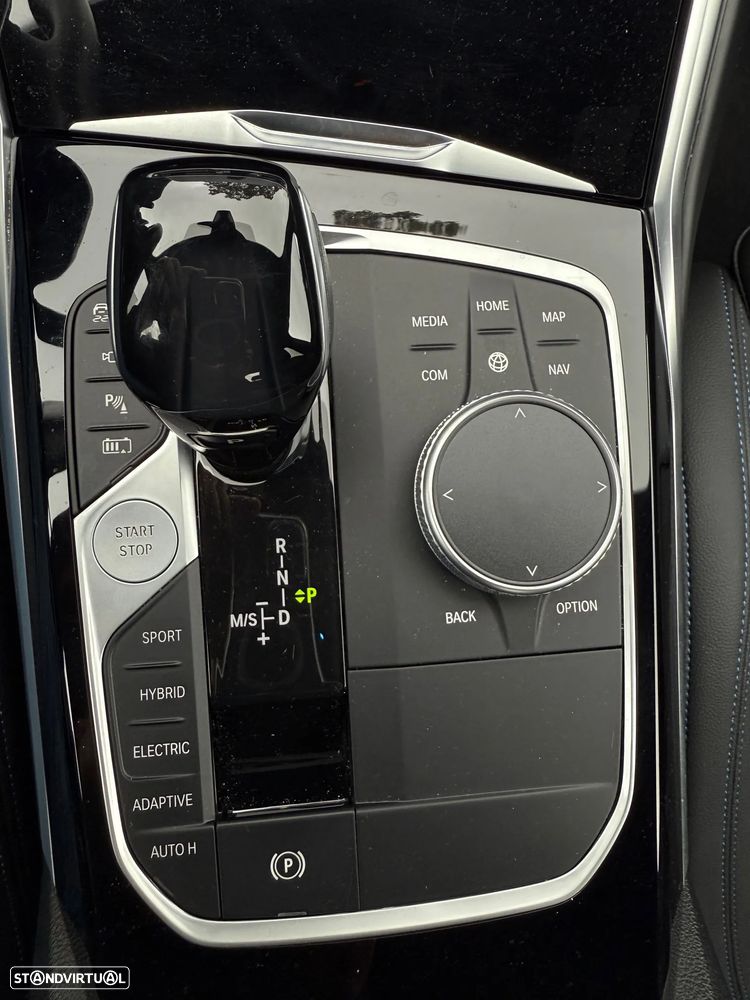BMW 330 e Pack M Auto - 37