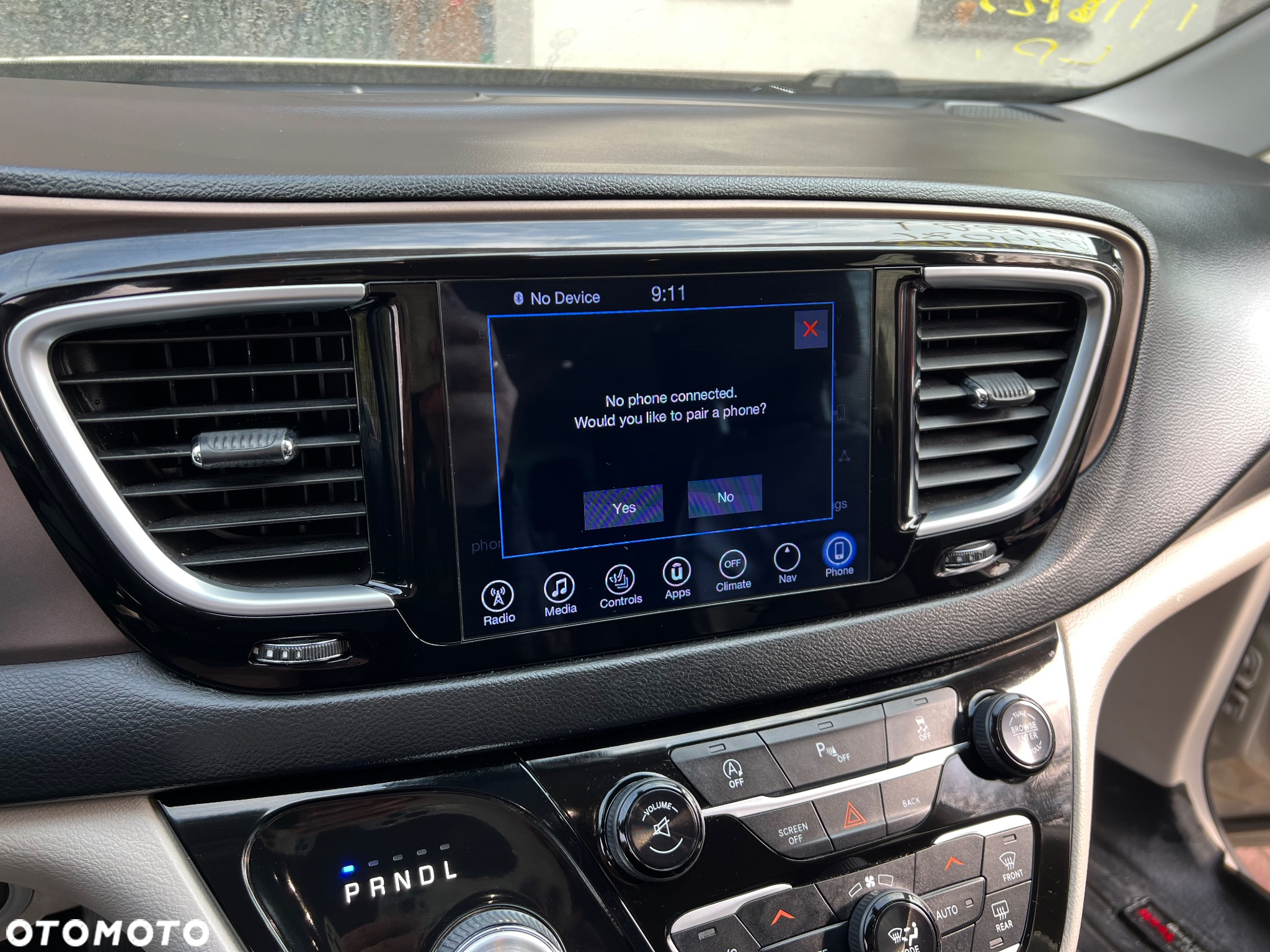 Chrysler Pacifica - 19