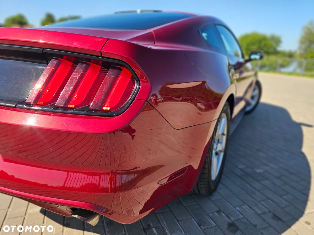 Ford Mustang 3.7 V6 - 11