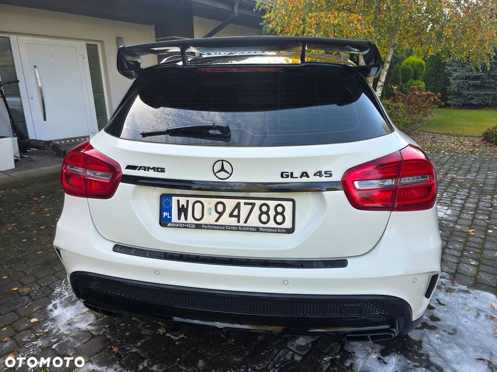 Mercedes-Benz GLA AMG 45 4Matic AMG Speedshift 7G-DCT - 14