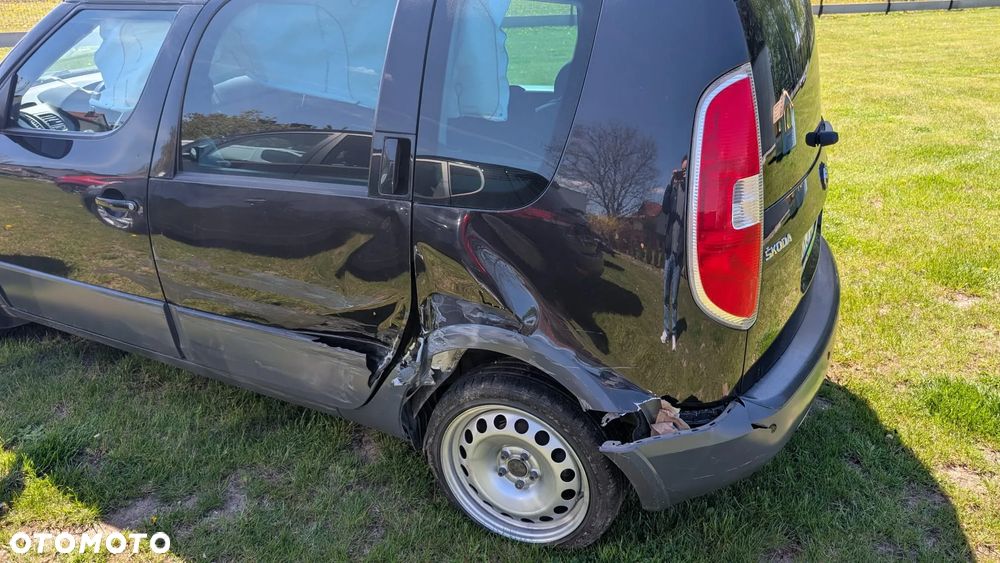 Skoda Roomster 1.6 TDI DPF Scout PLUS EDITION - 6
