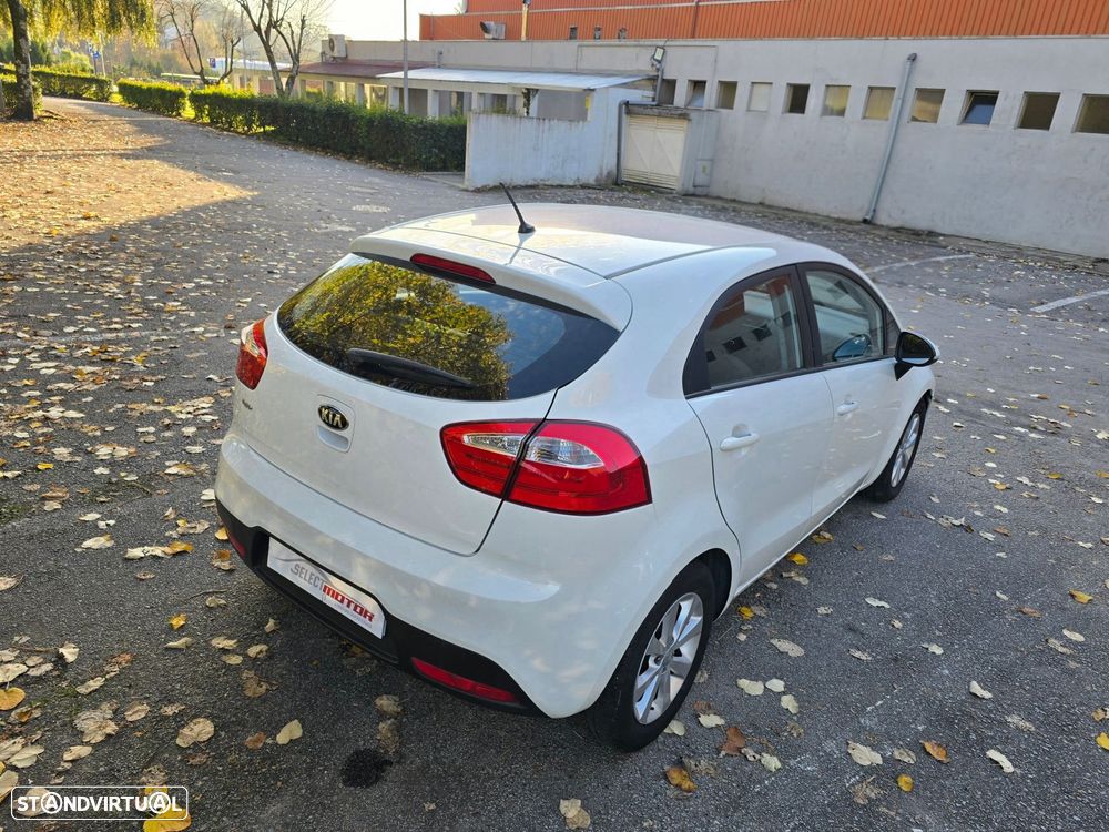 Kia Rio 1.2 CVVT LX - 9