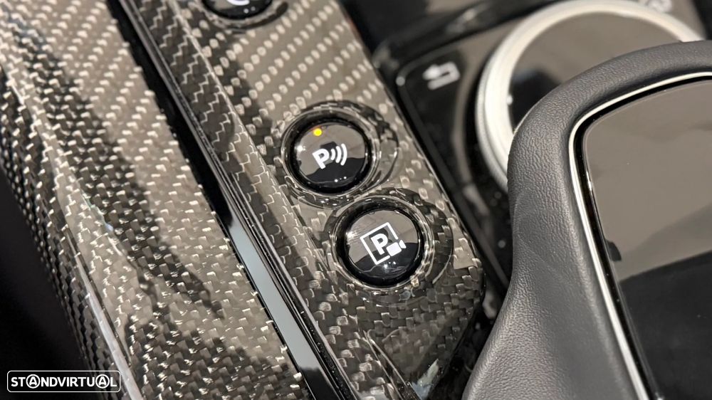 Aston Martin DBX 707 - 36