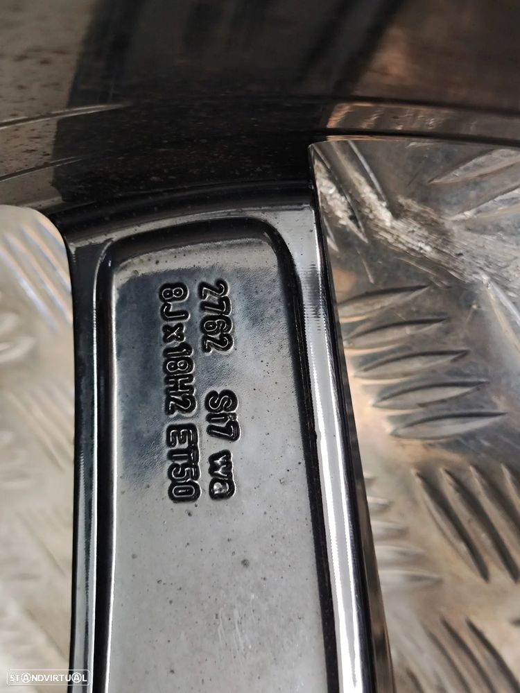 Conjunto Jantes 18 Originais AMG Mercedes Benz 5x112 8J 8.5J ET50 ET54 - 22