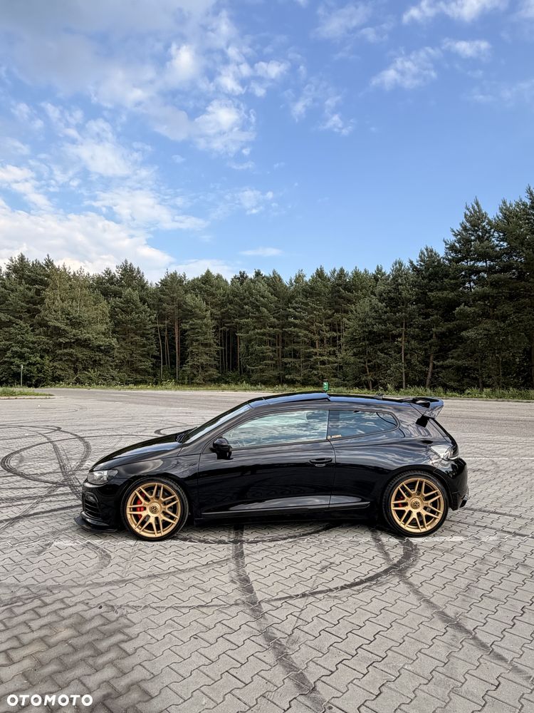 Volkswagen Scirocco - 2