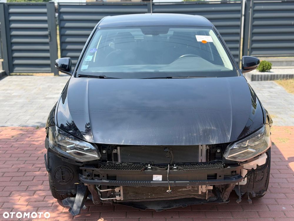 Volkswagen Polo 1.0 TSI Trendline - 2